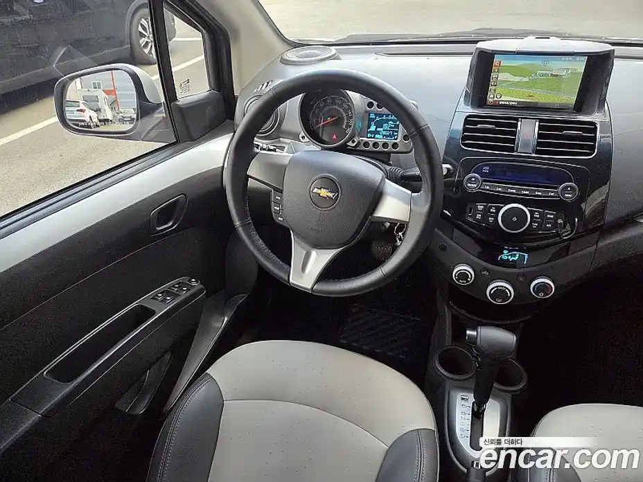 Chevrolet Spark 2012 1.0 Автомат в Москве № 174410, фото 6