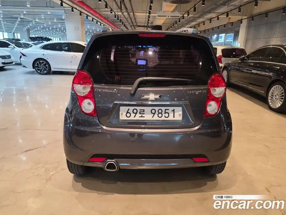 Chevrolet Spark 2013 1.0 Автомат в Москве № 176066, фото 4