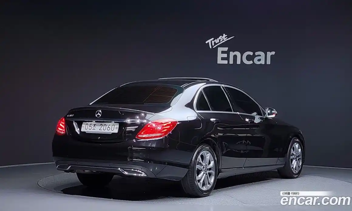 Mercedes-Benz C-Class 2017 2.0 Автомат в Москве № 178108, фото 16