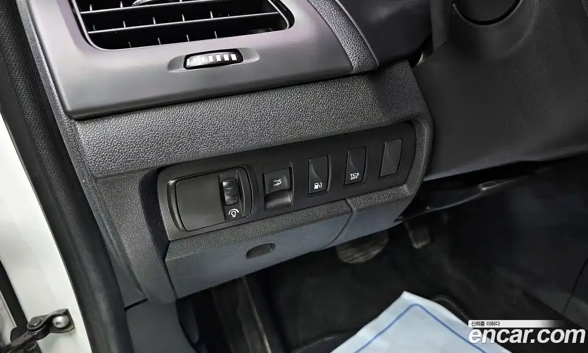 Renault SM3 2018 1.6 Автомат в Москве № 178608, фото 11