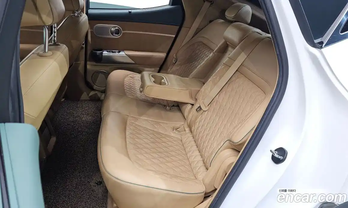 Genesis GV60 2022 0.1 Автомат в Москве № 17877, фото 6