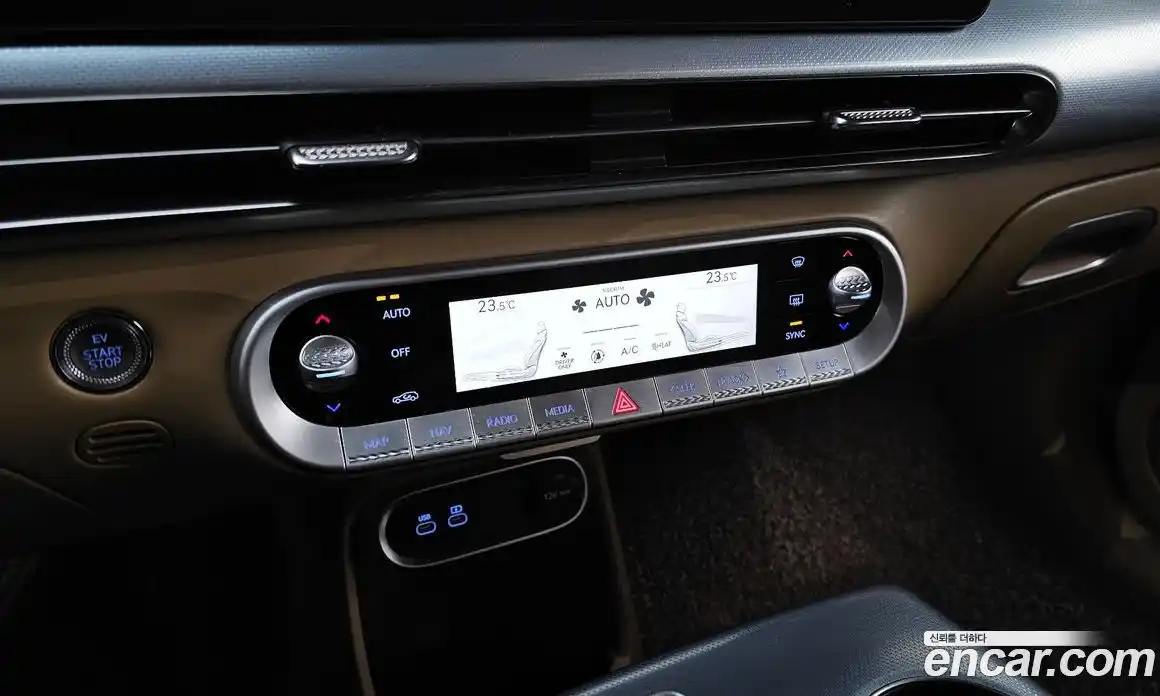 Genesis GV60 2022 0.1 Автомат в Москве № 17877, фото 10