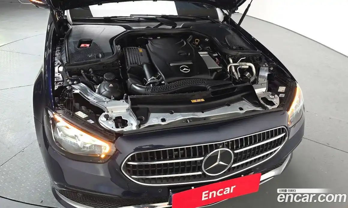 Mercedes-Benz E-Class 2022 2.0 Автомат в Москве № 179872, фото 18