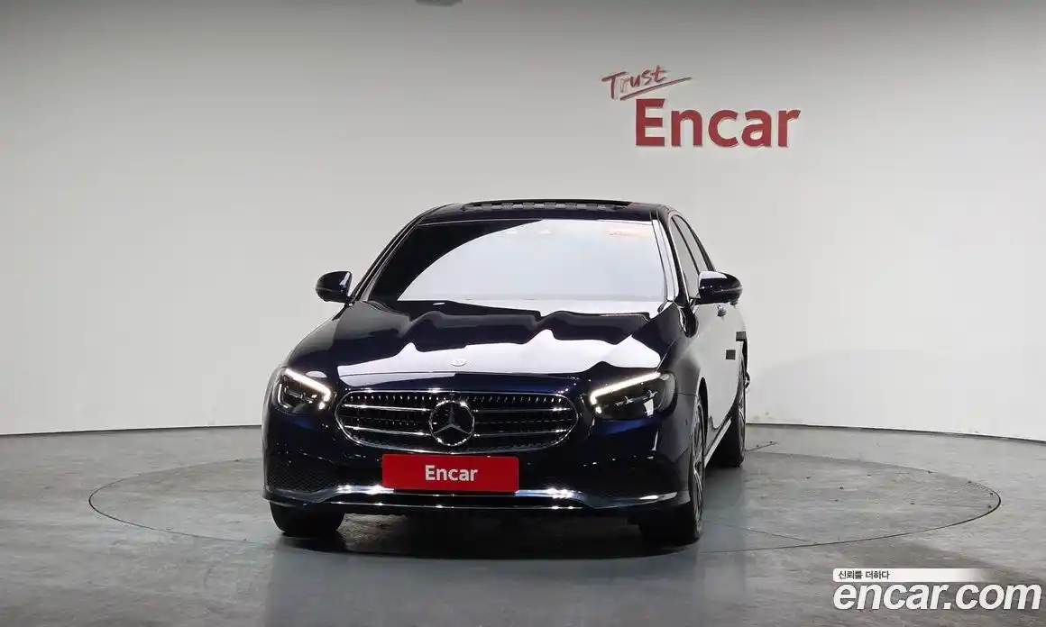 Mercedes-Benz E-Class 2022 2.0 Автомат в Москве № 179872, фото 4