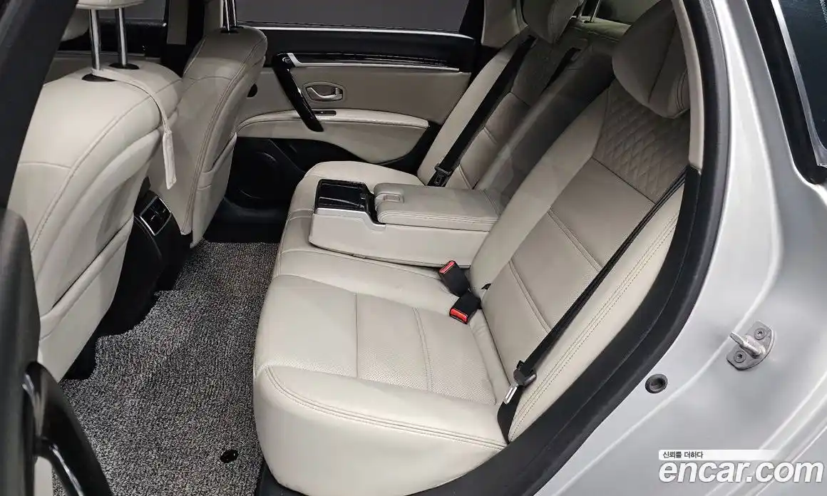 Renault SM7 2017 2.5 Автомат в Москве № 185161, фото 17