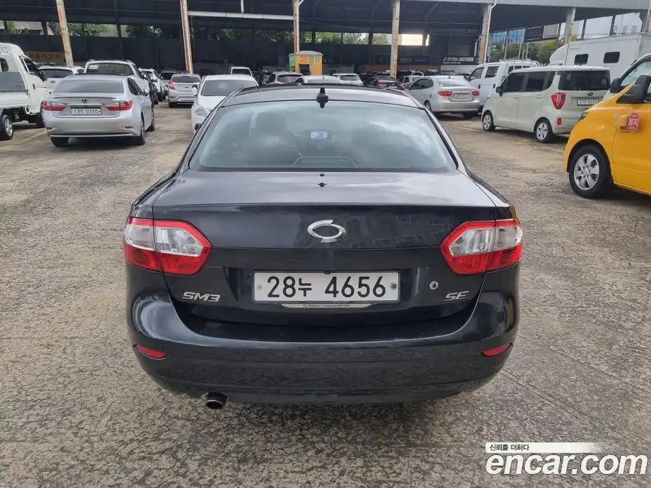 Renault SM3 2015 1.6 Автомат в Москве № 186151, фото 4