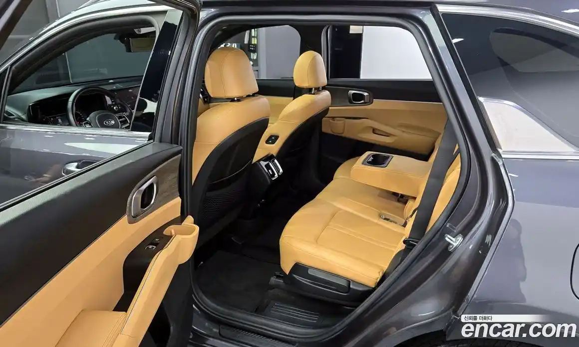 Kia Sorento 2021 2.2 Автомат в Москве № 18665, фото 15