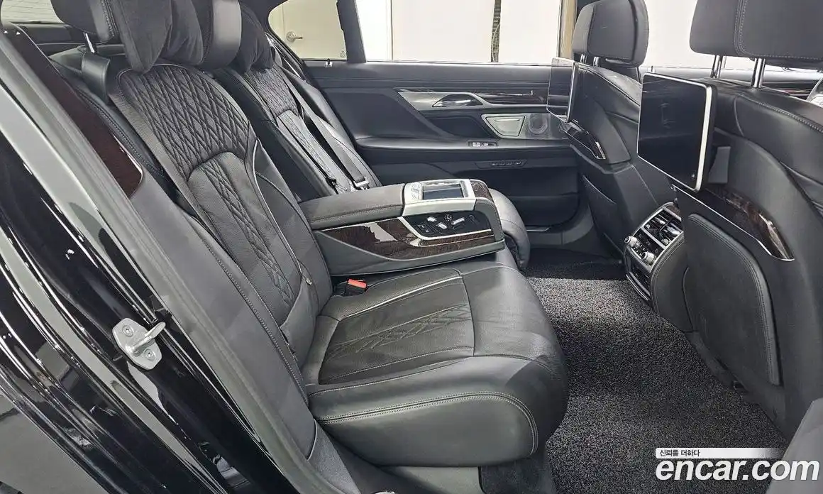 BMW 7-Series 2018 4.4 Автомат в Москве № 188606, фото 8