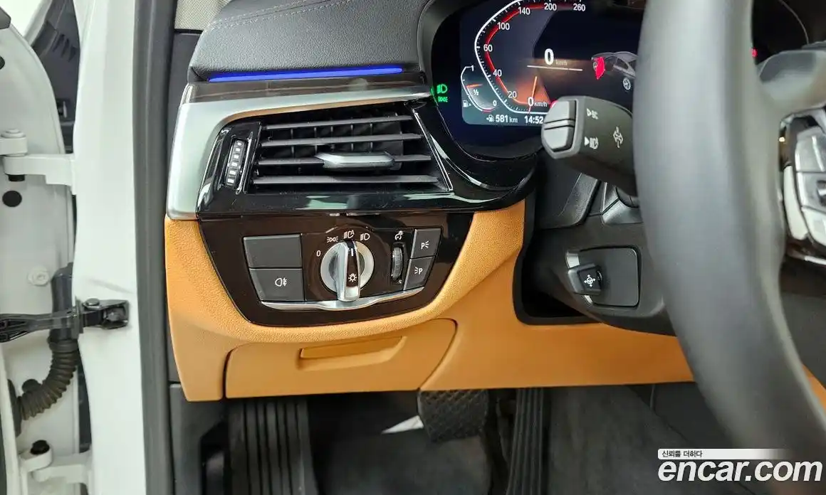 BMW 5-Series 2023 2.0 Автомат в Москве № 189044, фото 16