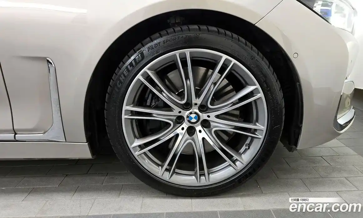 BMW 7-Series 2021 6.6 Автомат в Москве № 192242, фото 18