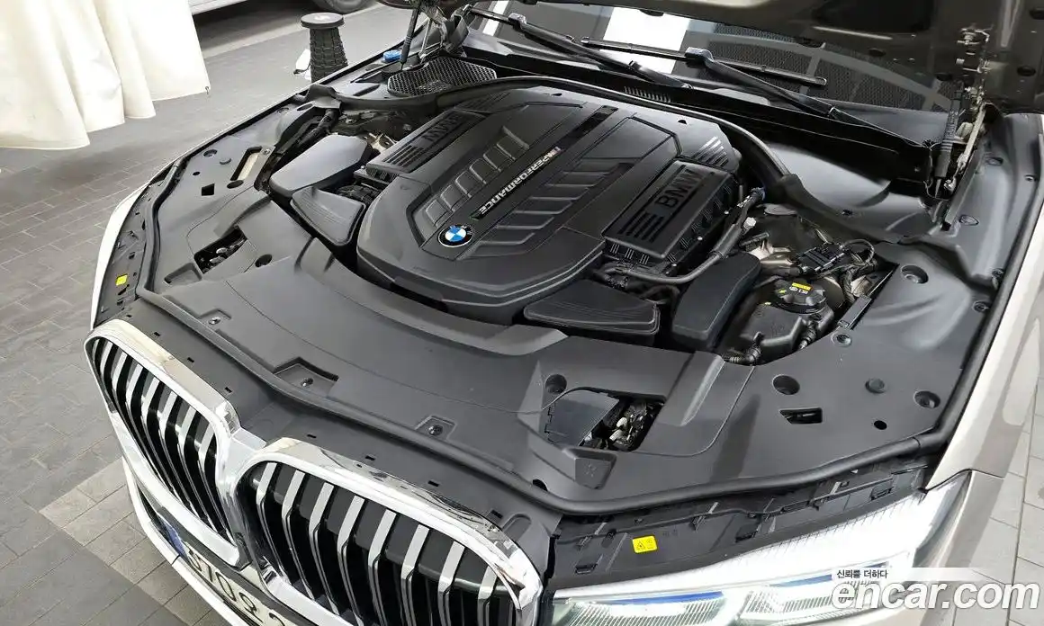 BMW 7-Series 2021 6.6 Автомат в Москве № 192242, фото 6