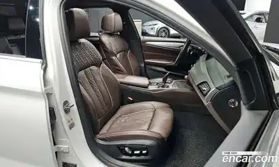 BMW 5-Series 2019 2.0 Автомат в Москве № 192504, миниатюра 10