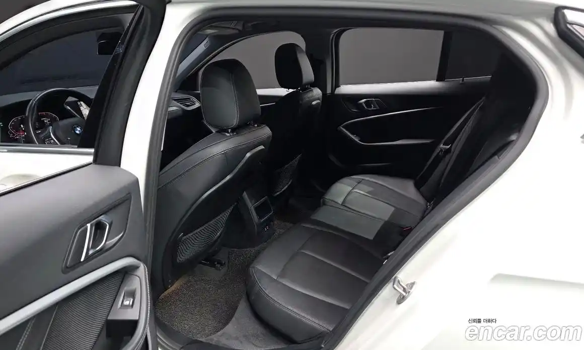 BMW 1-Series 2022 2.0 Автомат в Москве № 192508, фото 12