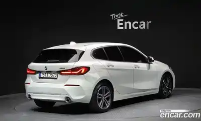 BMW 1-Series 2022 2.0 Автомат в Москве № 192508, миниатюра 2