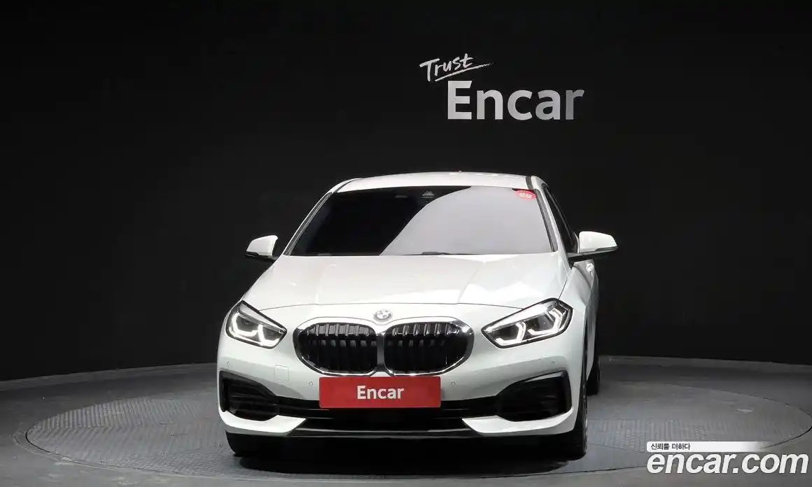 BMW 1-Series 2022 2.0 Автомат в Москве № 192508, фото 3