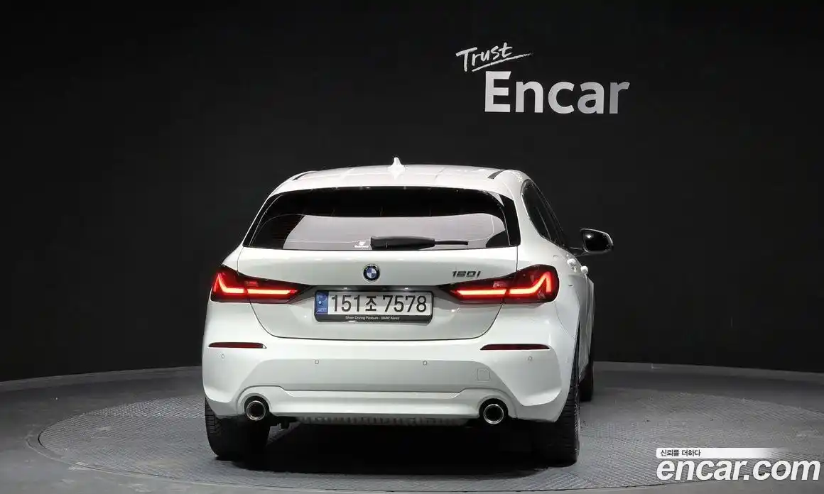 BMW 1-Series 2022 2.0 Автомат в Москве № 192508, фото 4