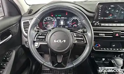 Kia Seltos 2022 1.6 Автомат в Москве № 19379, миниатюра 12