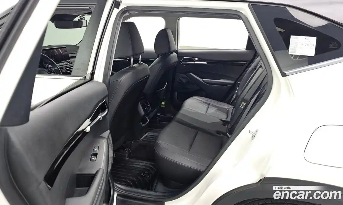 Kia Seltos 2022 1.6 Автомат в Москве № 19379, фото 10