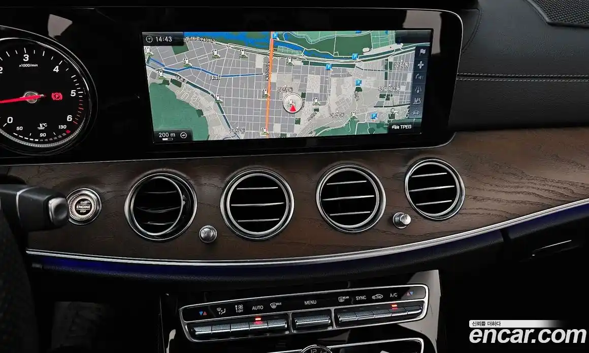 Mercedes-Benz E-Class 2017 1.9 Автомат в Москве № 194497, фото 11