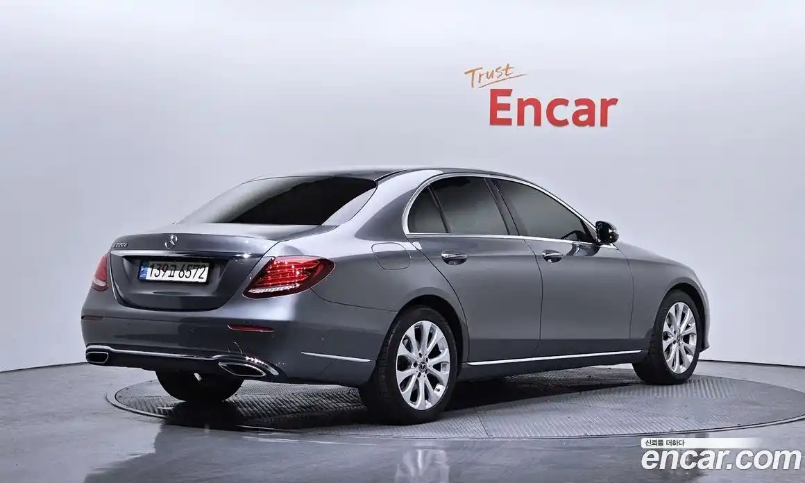 Mercedes-Benz E-Class 2017 1.9 Автомат в Москве № 194497, фото 6