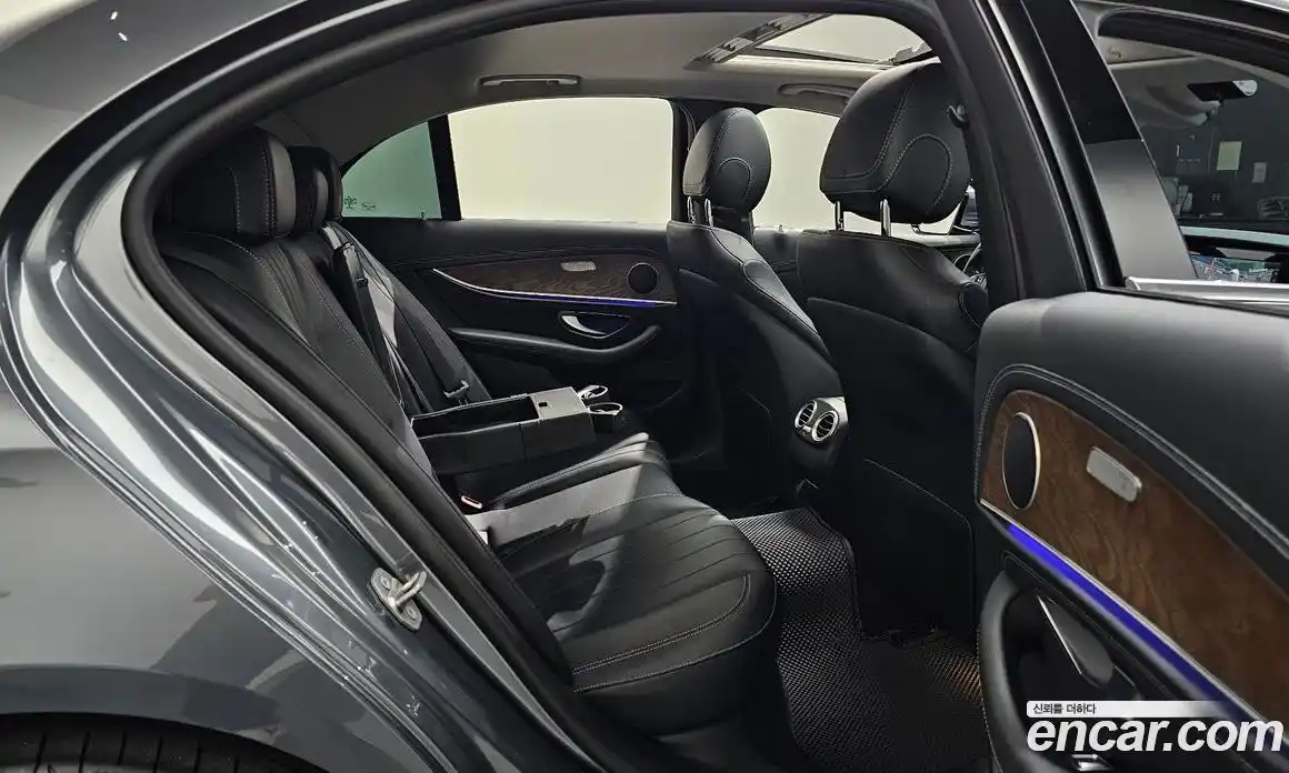 Mercedes-Benz E-Class 2017 1.9 Автомат в Москве № 194497, фото 7