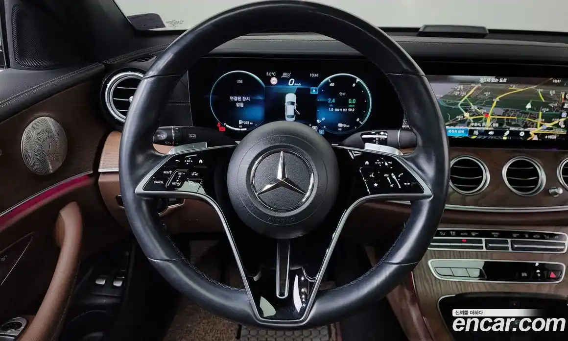 Mercedes-Benz E-Class 2021 2.0 Автомат в Москве № 194970, фото 14