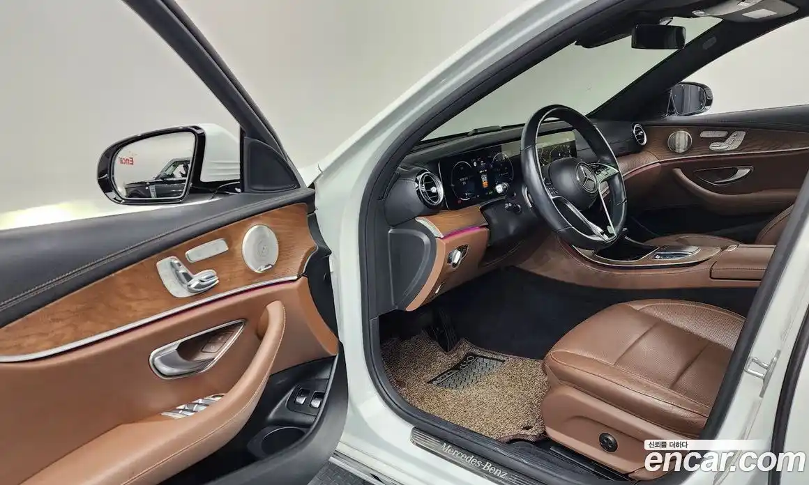 Mercedes-Benz E-Class 2021 2.0 Автомат в Москве № 194970, фото 7