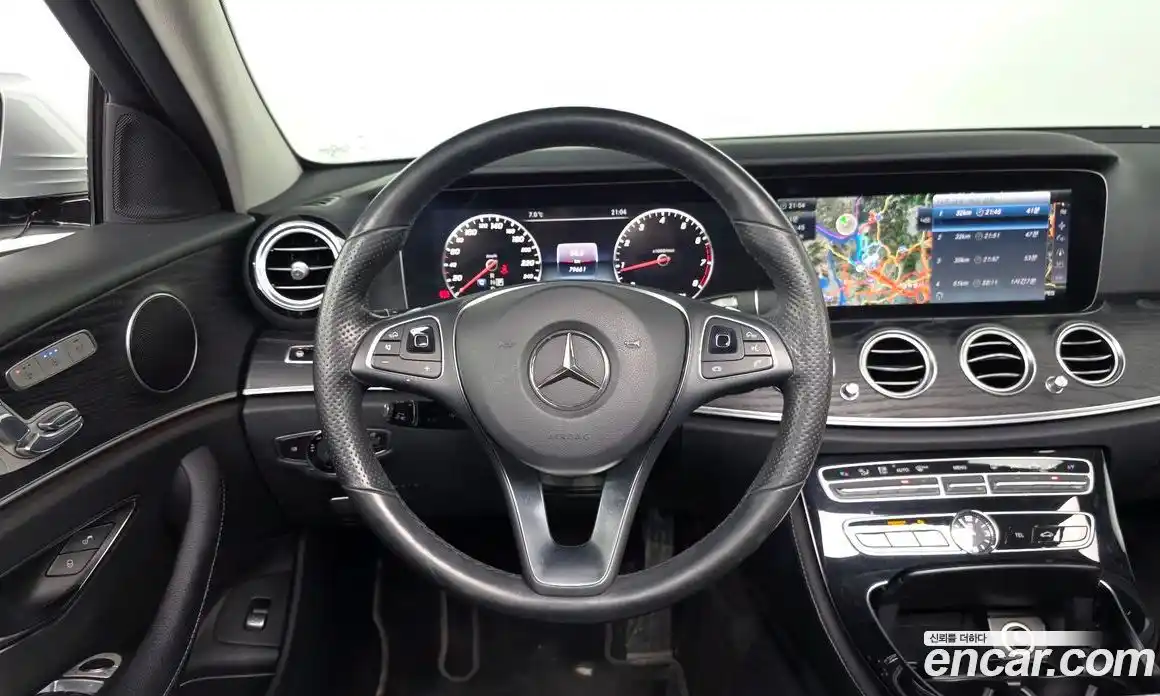 Mercedes-Benz E-Class 2017 2.0 Автомат в Москве № 195065, фото 1