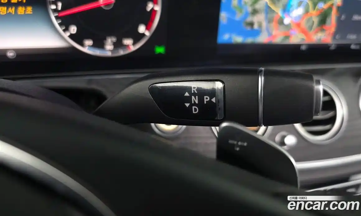 Mercedes-Benz E-Class 2017 2.0 Автомат в Москве № 195065, фото 20