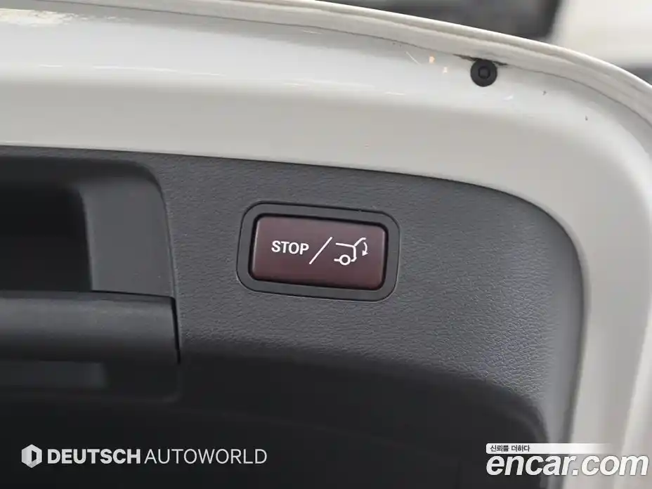 Mercedes-Benz GLA-Class 2018 2.0 Автомат в Москве № 195184, фото 20