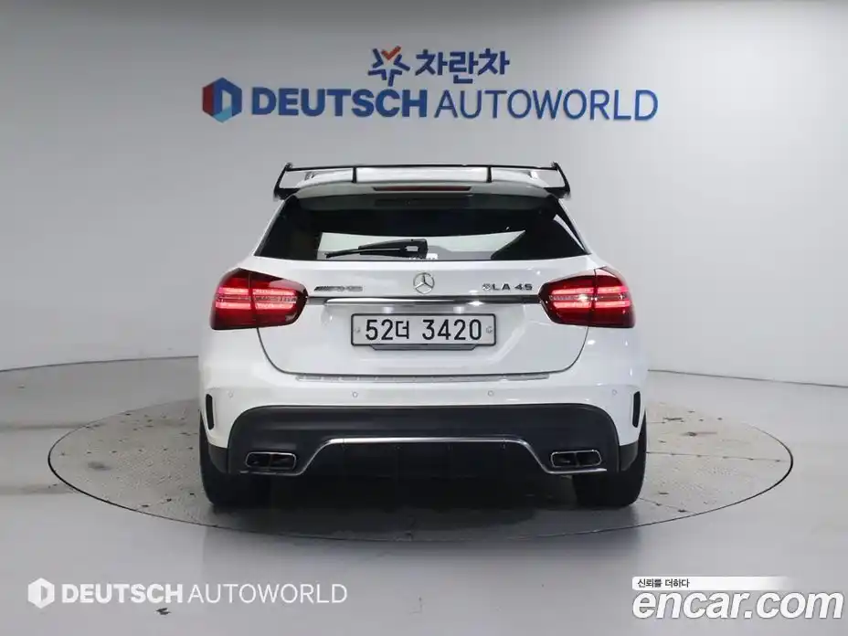 Mercedes-Benz GLA-Class 2018 2.0 Автомат в Москве № 195184, фото 4