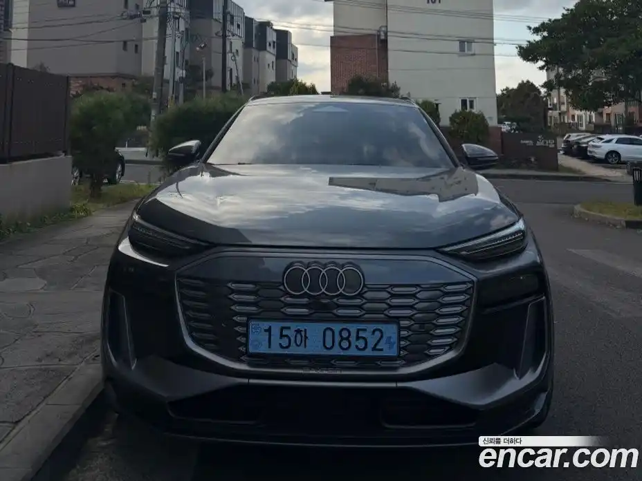 Audi Q6 e-tron 2025 Автомат в Москве № 195449, фото 3