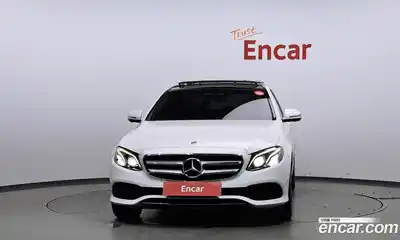Mercedes-Benz E-Class 2019 2.0 Автомат в Москве № 195653, миниатюра 3
