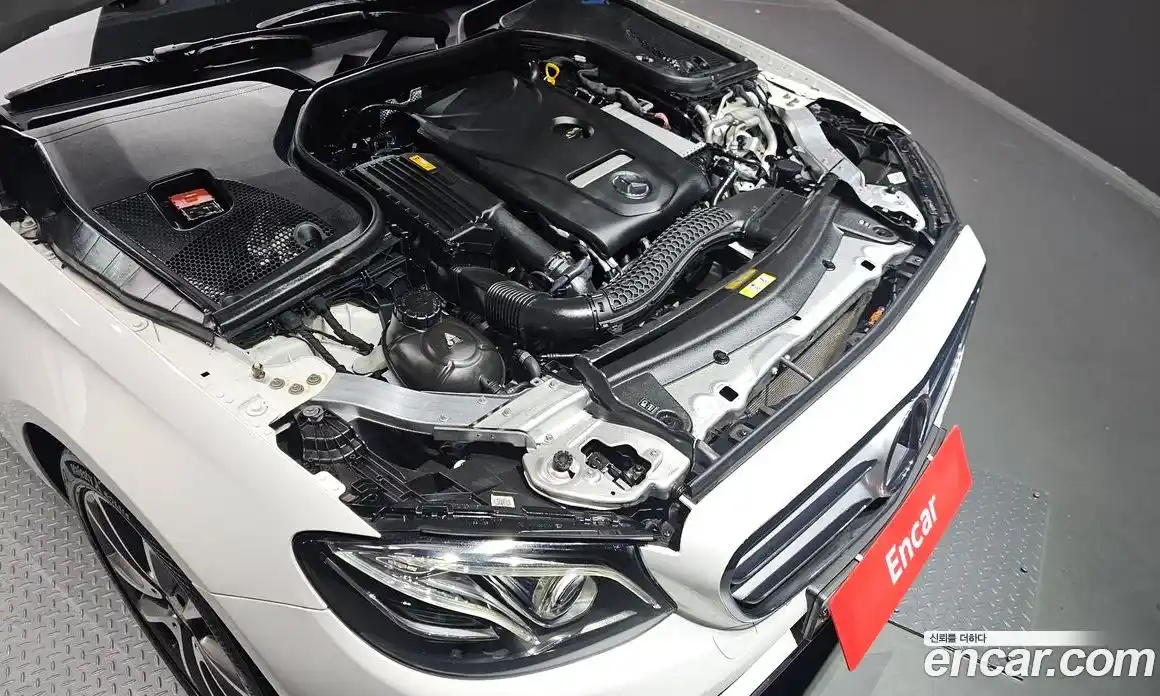 Mercedes-Benz E-Class 2019 2.0 Автомат в Москве № 195653, фото 6