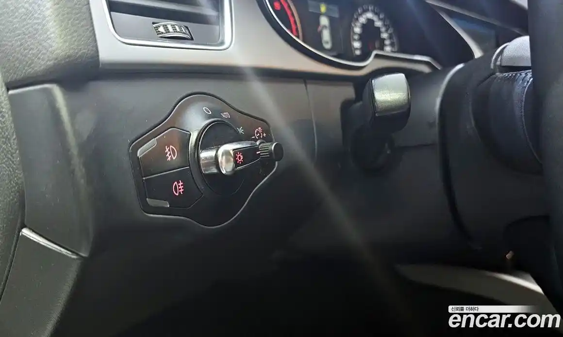 Audi A4 2015 2.0 Автомат в Москве № 196699, фото 3