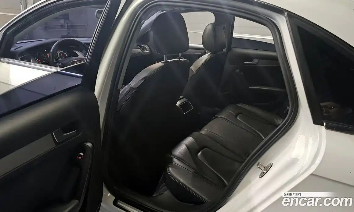 Audi A4 2015 2.0 Автомат в Москве № 196699, фото 9