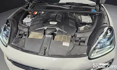 Porsche Cayenne 2021 3.0 Автомат в Москве № 197329, миниатюра 2