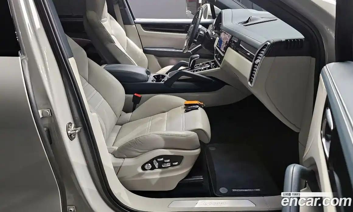 Porsche Cayenne 2021 3.0 Автомат в Москве № 197329, фото 5