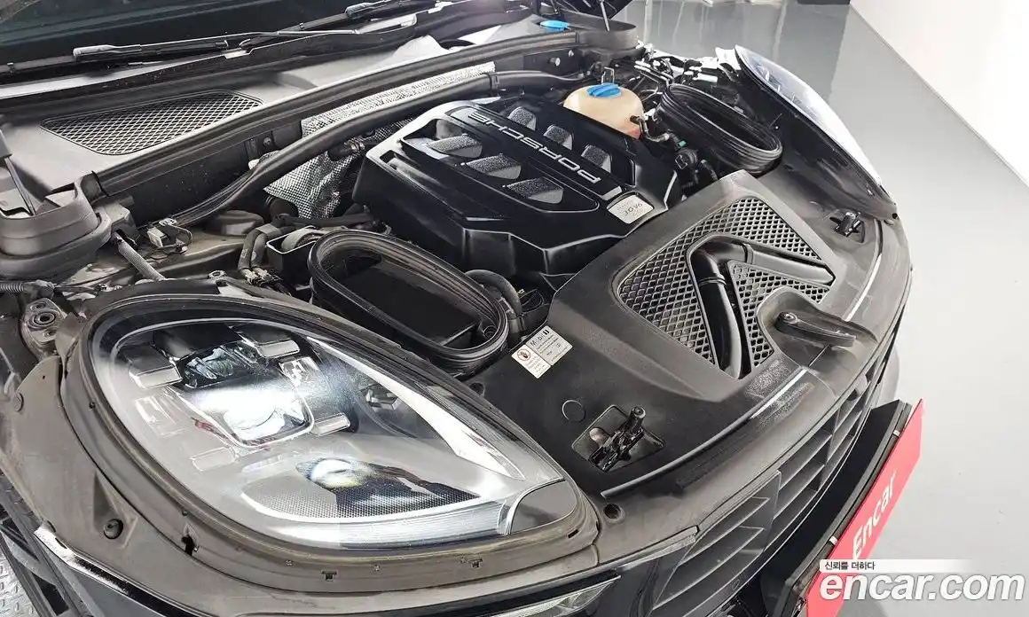 Porsche Macan 2018 3.0 Автомат в Москве № 197400, фото 6