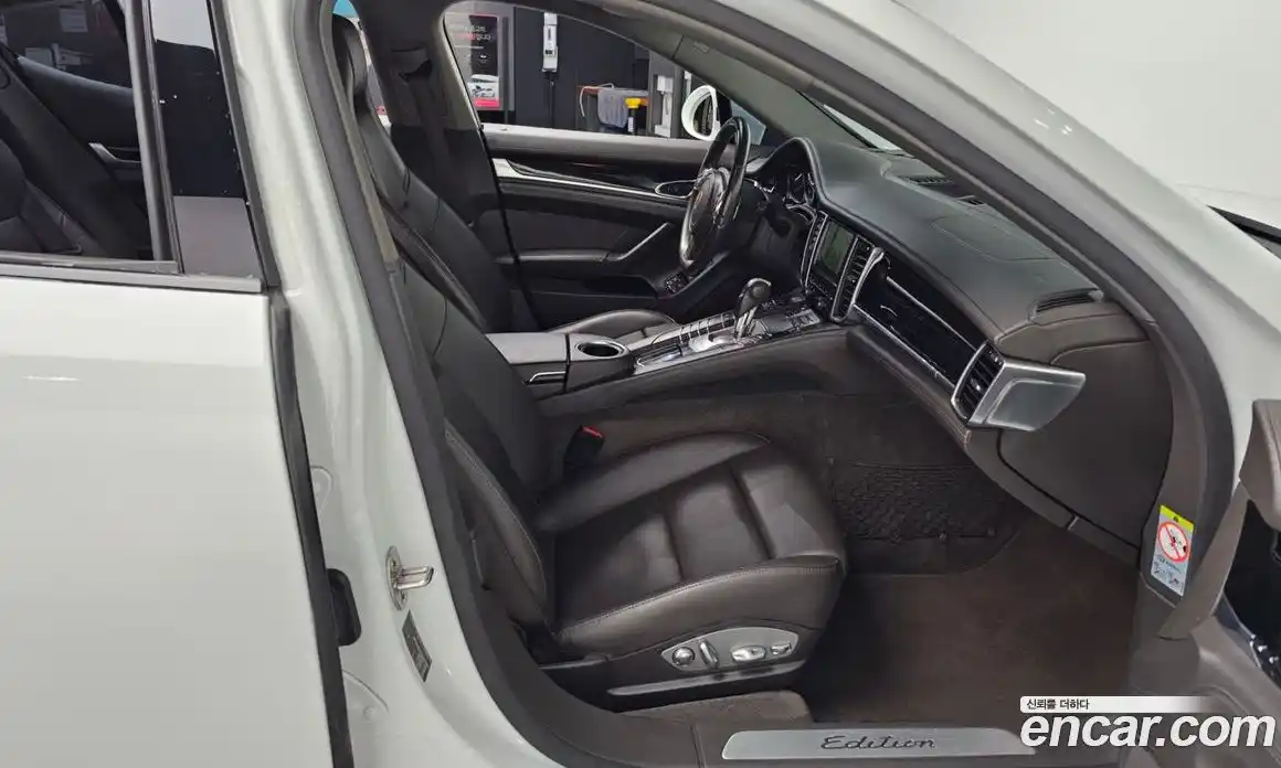 Porsche Panamera 2016 3.6 Автомат в Москве № 197590, фото 9