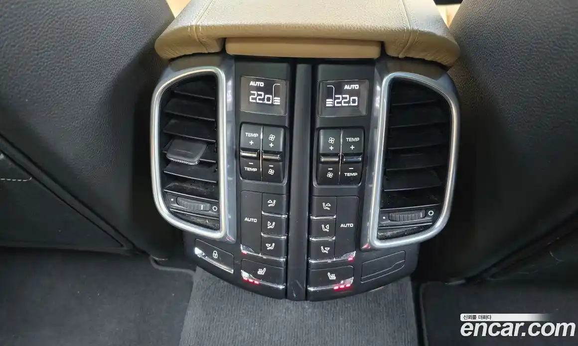 Porsche Cayenne 2015 3.0 Автомат в Москве № 197700, фото 18