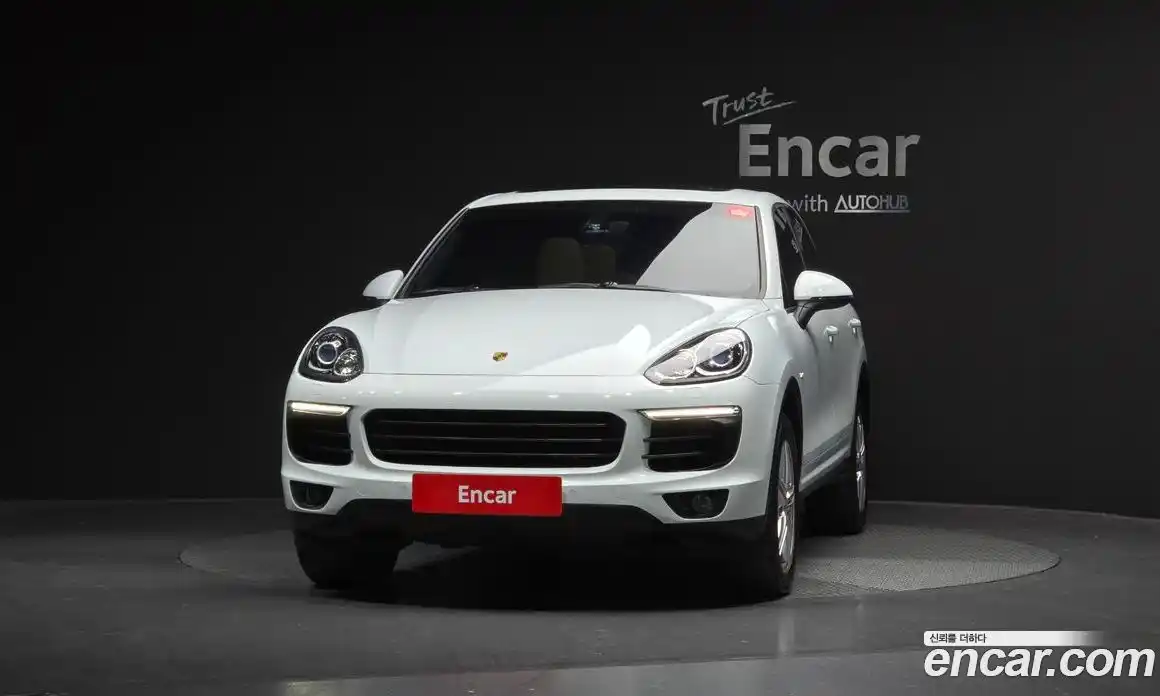 Porsche Cayenne 2015 3.0 Автомат в Москве № 197700, фото 3