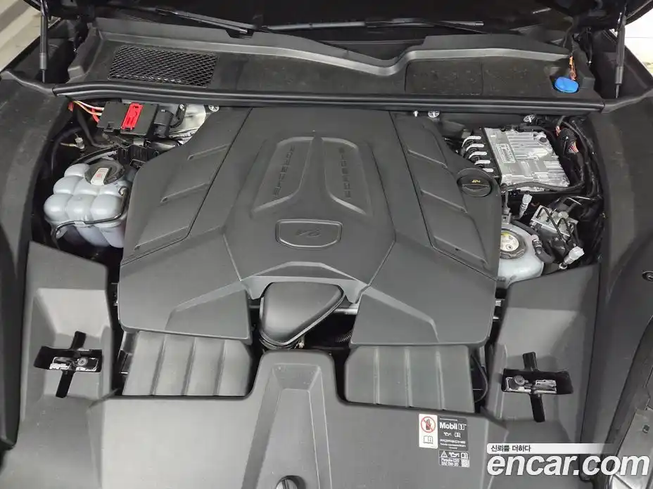 Porsche Cayenne 2025 3.0 Автомат в Москве № 197855, фото 20