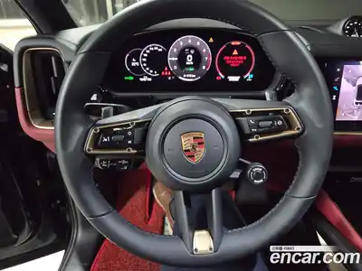 Porsche Cayenne 2025 3.0 Автомат в Москве № 197855, миниатюра 8