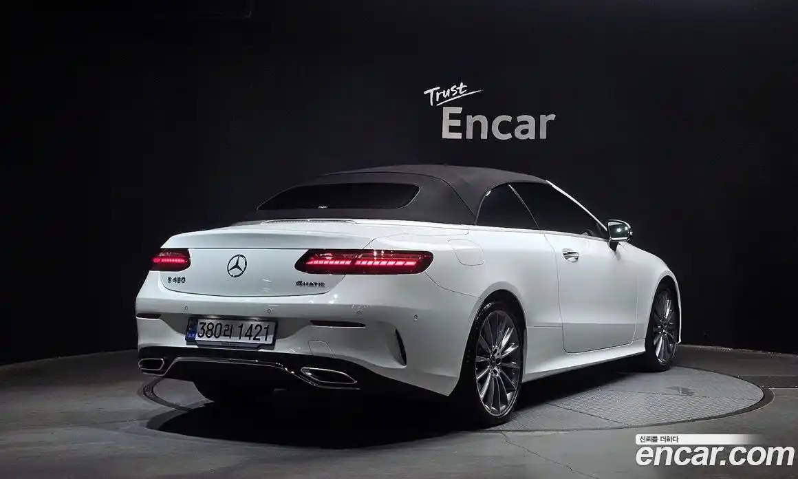 Mercedes-Benz E-Class 2023 3.0 Автомат в Москве № 201242, фото 2