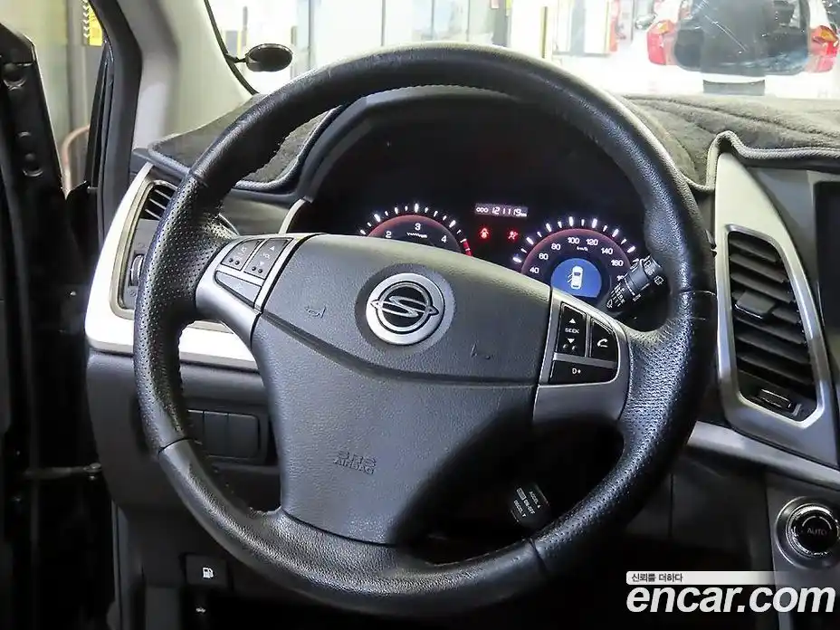 SsangYong Korando 2014 2.0 Автомат в Москве № 208608, фото 8