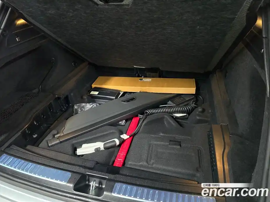 Mercedes-Benz EQC 2020 0.2 Автомат в Москве № 209286, фото 19