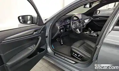 BMW 5-Series 2023 2.0 Автомат в Москве № 211739, миниатюра 11