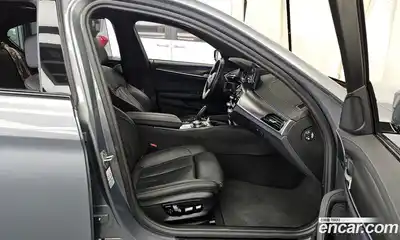 BMW 5-Series 2023 2.0 Автомат в Москве № 211739, миниатюра 10