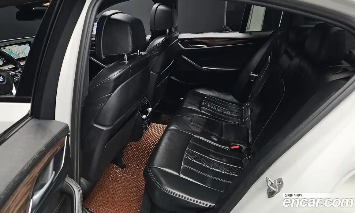 BMW 5-Series 2017 2.0 Автомат в Москве № 211783, фото 20